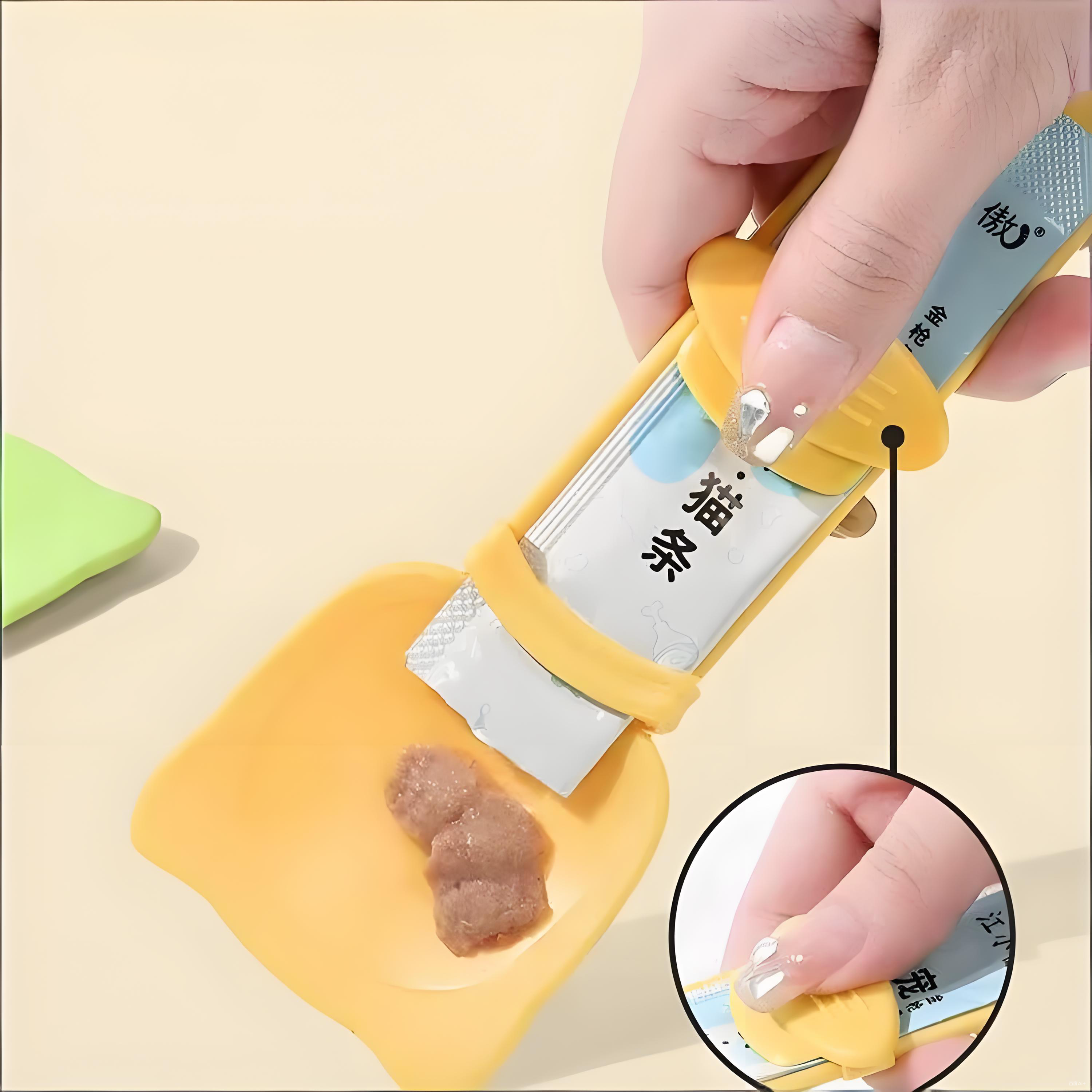 Cat Feeder Cat Strip Squeeze S - Pet Supplies Is Food บทวิจารณ์และราคา